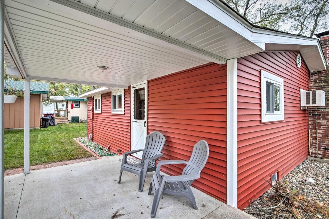 National City Cottage With Patio, Steps To Lake! Buitenkant foto